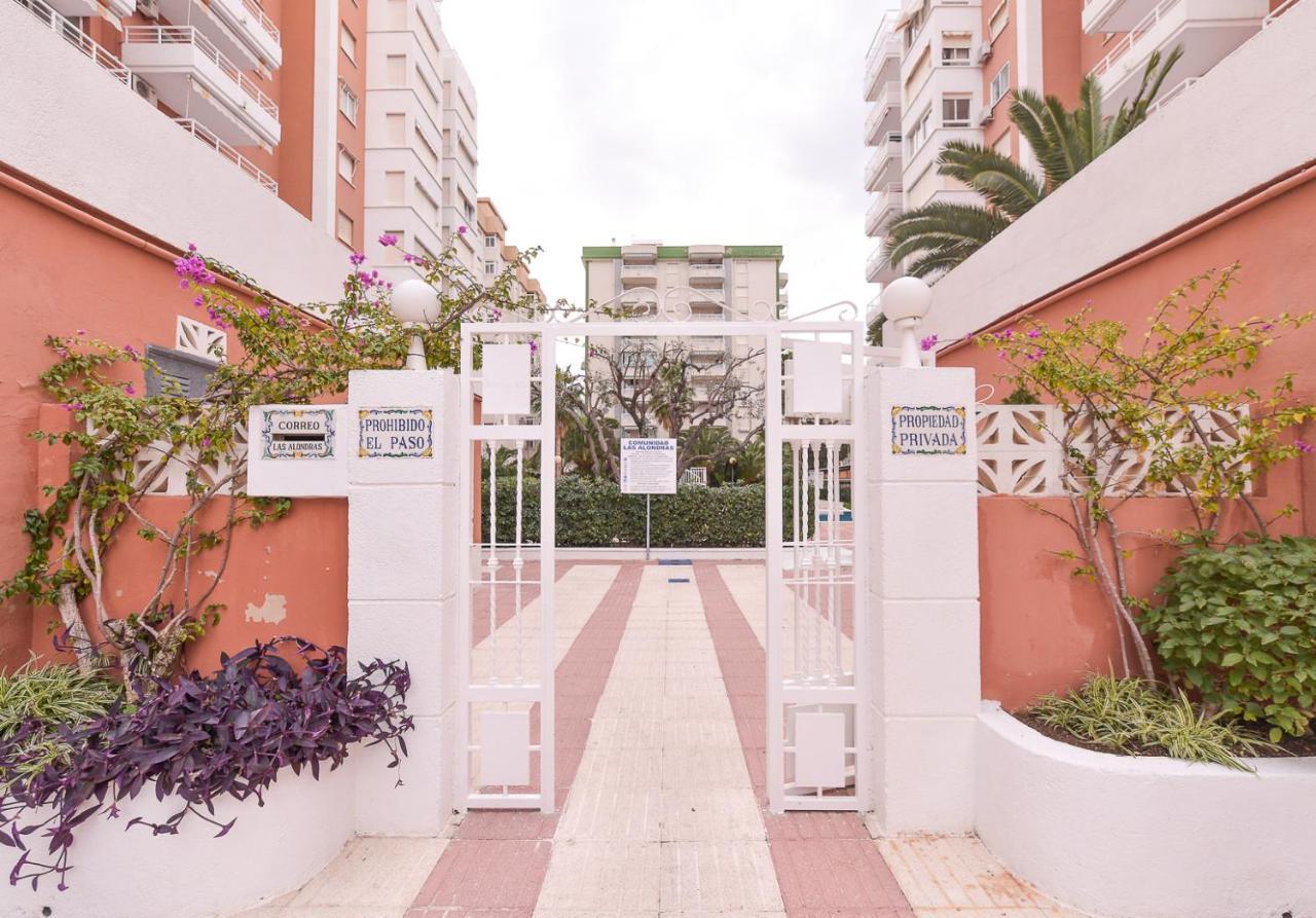 Apartamentos Marblau Las Alondras-Julio Y Agosto Solo Familias Gandía Εξωτερικό φωτογραφία